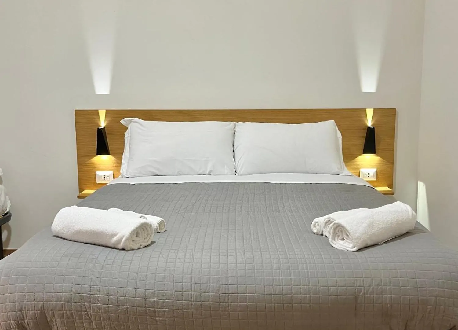 Nabab-Napoli Bed And Breakfast 0*, Naples